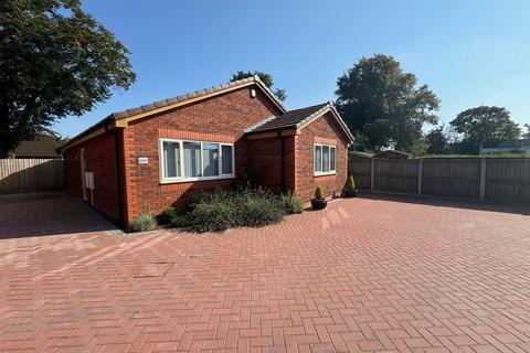 2 bedroom detached bungalow for sale, Crewe Road, Crewe CW2