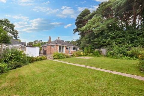 3 bedroom detached bungalow for sale, Broadstone