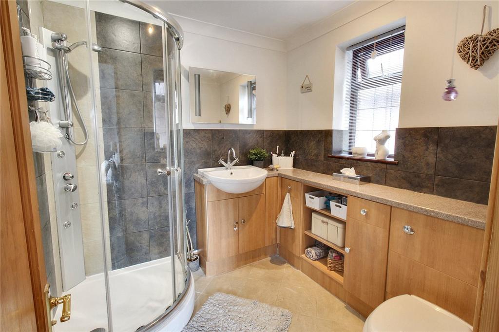 Ensuite