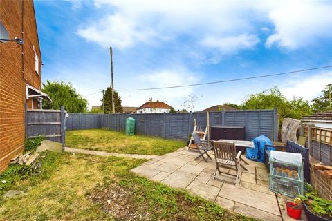 2 bedroom maisonette for sale, Mount Pleasant, Tadley, Hampshire, RG26