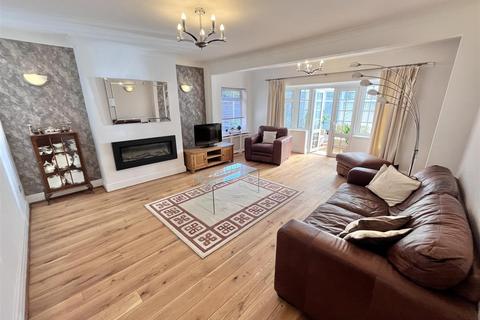 4 bedroom detached house for sale, Plas Newydd, Browns Lane, Wilmslow