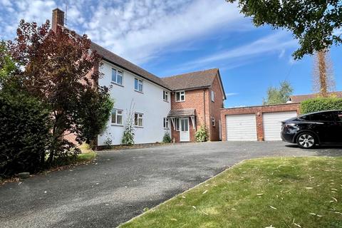 5 bedroom detached house for sale, Gloucester GL19