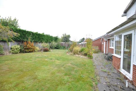 3 bedroom detached bungalow for sale, Gatcombe Close, Burton-On-Trent DE13