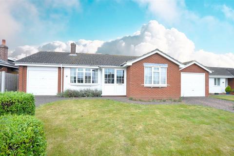 3 bedroom detached bungalow for sale, Gatcombe Close, Burton-On-Trent DE13