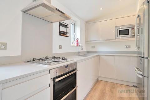 2 bedroom apartment for sale, Woodburn Close, Hendon, NW4