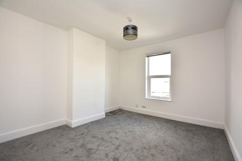 2 bedroom terraced house to rent, Willow Grove, Harrogate, North Yorkshire, HG1 4HP