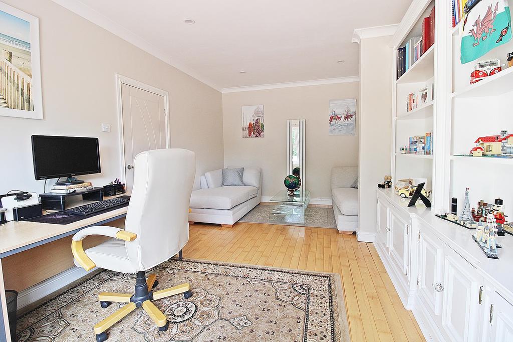 Sitting Room/Study
