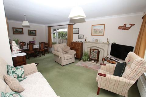 4 bedroom detached house for sale, Greenside, Denby Dale