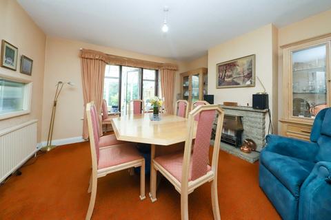 4 bedroom semi-detached house for sale, Furham Feild, Pinner HA5