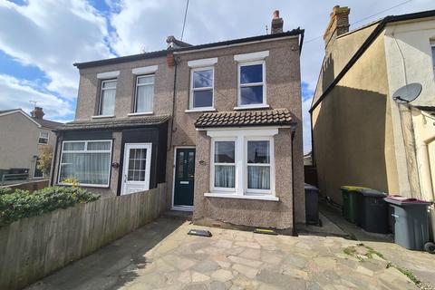 2 bedroom semi-detached house for sale, Ashingdon Road, Rochford SS4