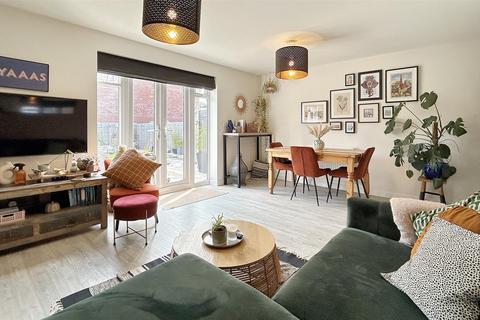 14 Breedon Way, Birmingham, B30 3AT
