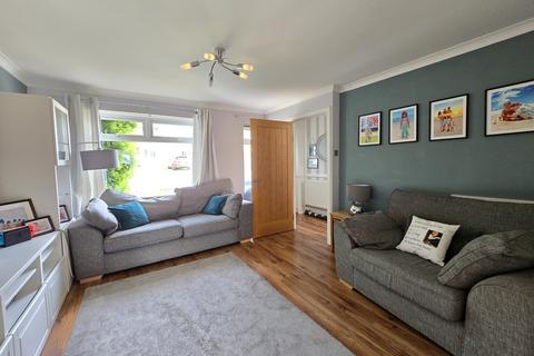 3 bedroom semi-detached house for sale, Andover Close, Barry