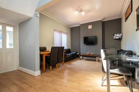 5 bedroom end of terrace house for sale, Brighton Road, Derby DE24