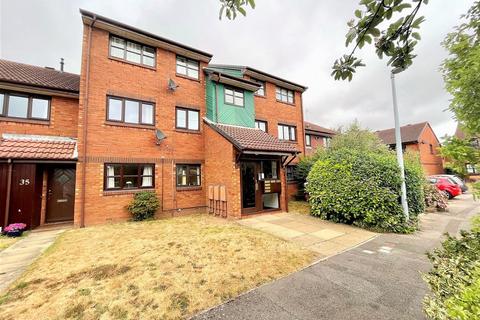 2 bedroom apartment to rent, Poole, Dorset