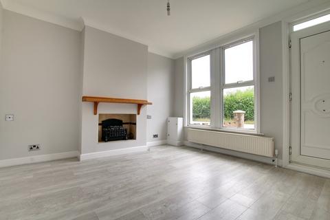 2 bedroom terraced house to rent, Norwood Road, March