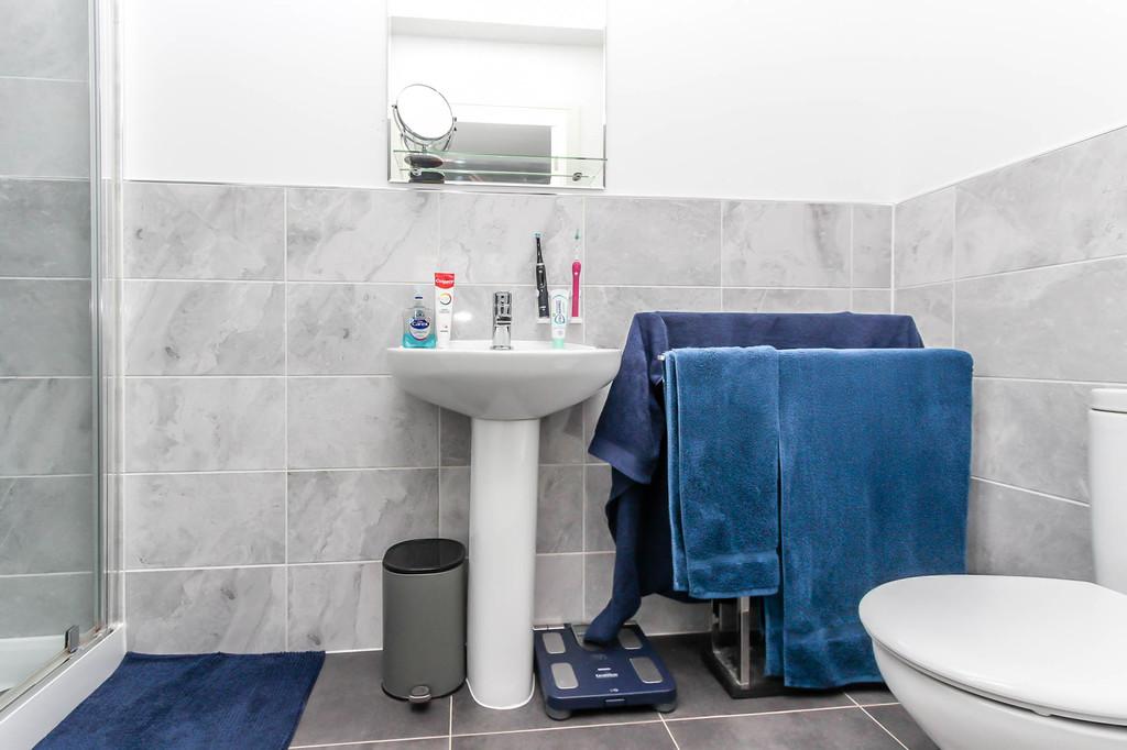 Ensuite Shower Room