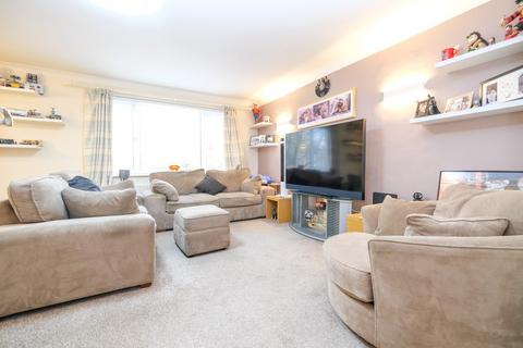 2 bedroom flat for sale, Bournewood Road, Orpington