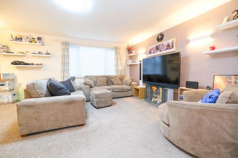 2 bedroom flat for sale, Bournewood Road, Orpington