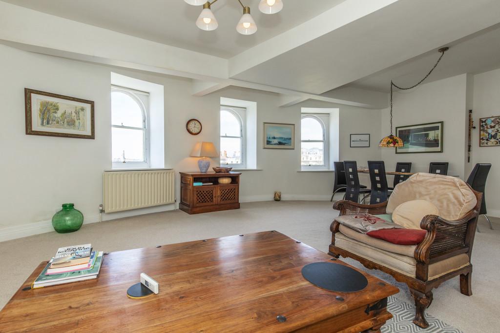5, 2 Brunswick Place22