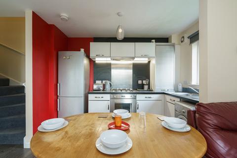 2 bedroom end of terrace house for sale, Whitehills Square, Cove, Aberdeen