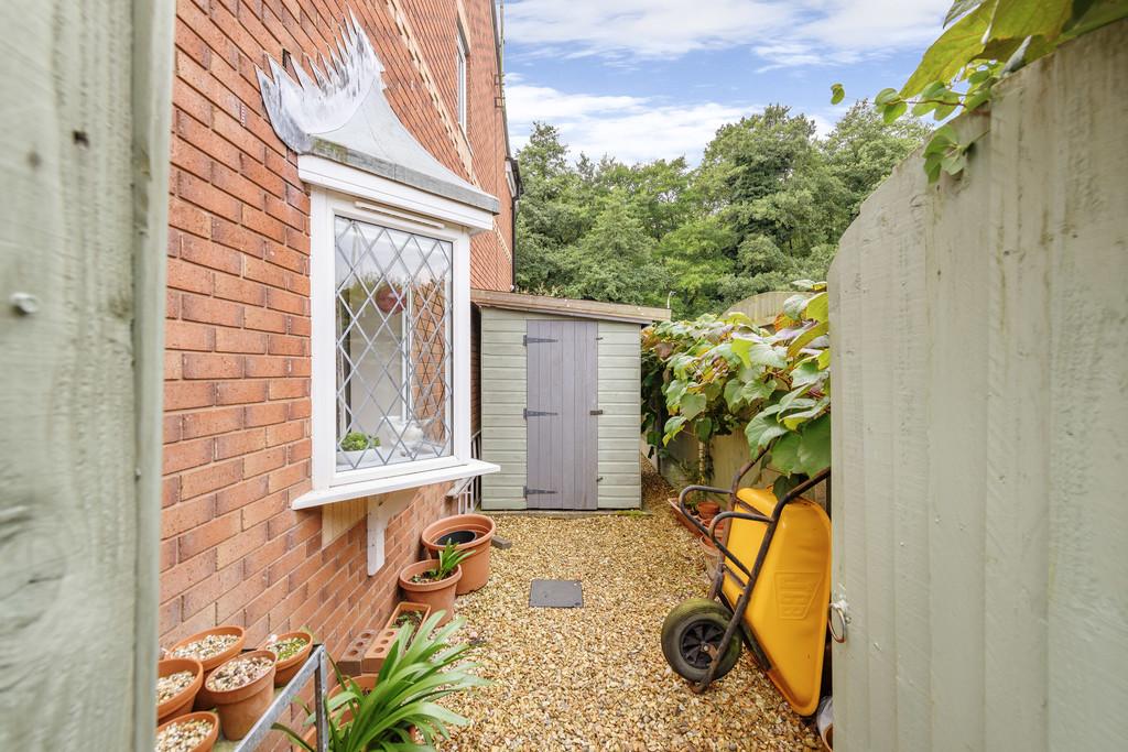Shed