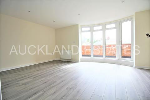 2 bedroom apartment to rent, Mutton Lane, Potters Bar EN6