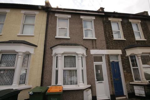 2 bedroom terraced house for sale, Bryant Street, Stratford