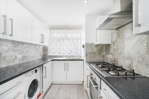 3 bedroom house for sale, Lomond Close, South Tottenham