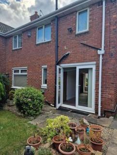 3 bedroom semi-detached house to rent, Rotherfield Road, Sunderland SR5