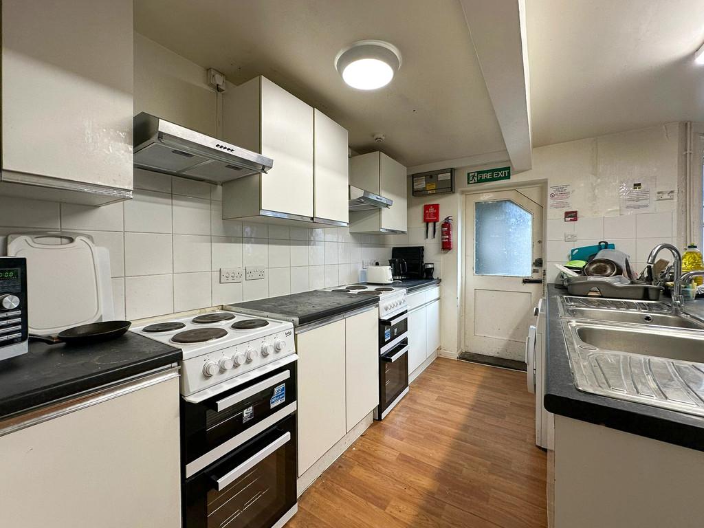Kitchen (4)