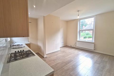 2 bedroom terraced house to rent, Walker Street, Earlsheaton, Dewsbury