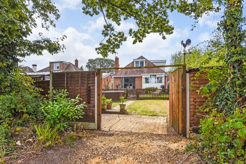 5 bedroom detached bungalow for sale, Summerhill Road, Waterlooville PO8