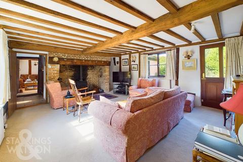 5 bedroom cottage for sale, Deopham Road, Morley St. Botolph, Wymondham