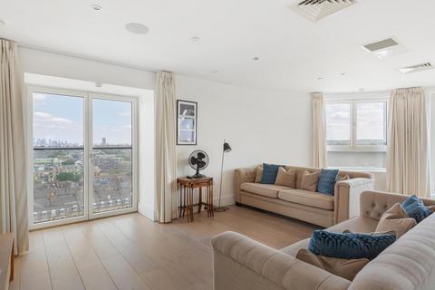 2 bedroom flat for sale, St. Luke's Avenue, London