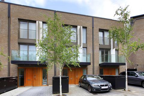 5 bedroom terraced house for sale, Bourke Close, Clapham, London