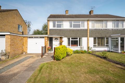 3 bedroom semi-detached house for sale, Testwood Road, Windsor