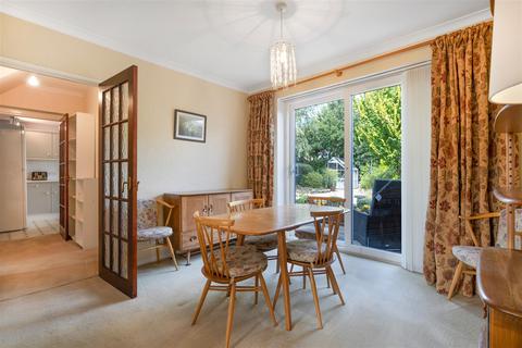 42 Testwood Road, Windsor, SL4 5RW