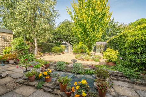 42 Testwood Road, Windsor, SL4 5RW