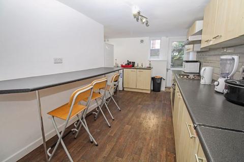 5 bedroom terraced house for sale, Estcourt Avenue, Leeds