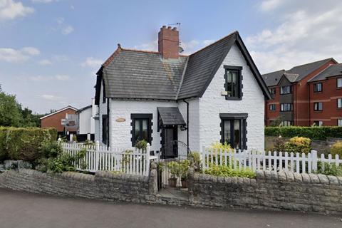 3 bedroom detached house for sale, Northcliffe Drive, Penarth