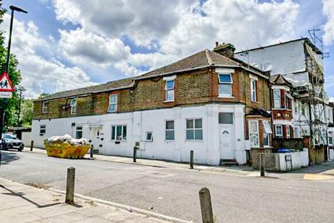 2 bedroom apartment for sale, Benares Road, Plumstead