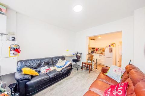 2 bedroom apartment for sale, Benares Road, Plumstead