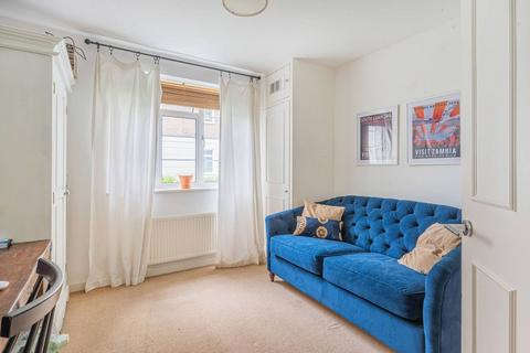 2 bedroom flat to rent, Dartmouth Grove, Blackheath, London, SE10