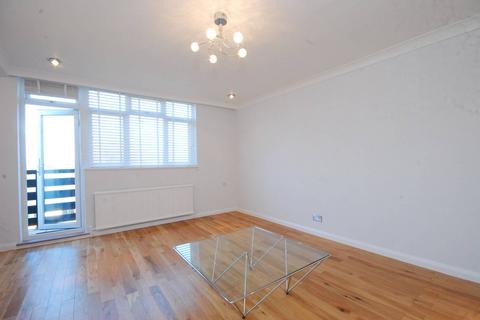 2 bedroom flat to rent, Haverstock Hill, Hampstead, London, NW3