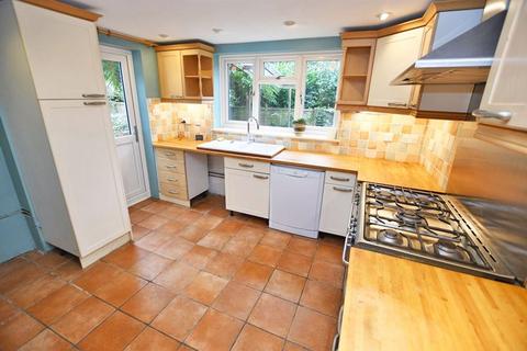 3 bedroom cottage for sale, Ware Street, Bearsted, Maidstone ME14