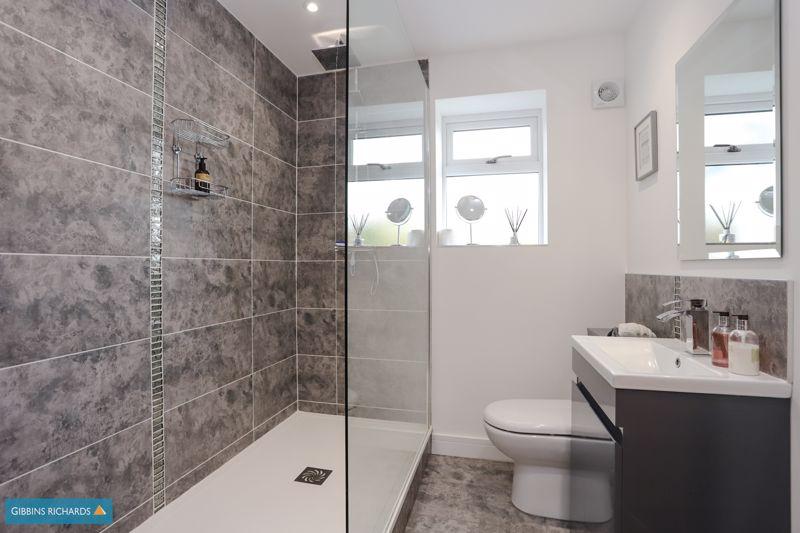 Annexe   Shower Room