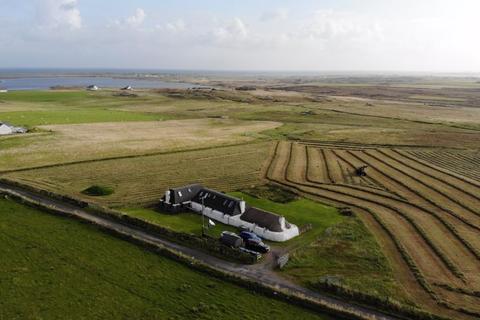 6 bedroom character property for sale, 3 Kilmoluaig, Isle Of Tiree, PA77 6XB