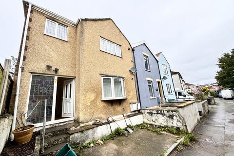 3 bedroom end of terrace house for sale, 2 Brookside Road, Bristol BS4 4JS