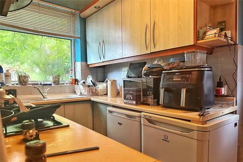 14 Berry Brow, Manchester, M40 1GG