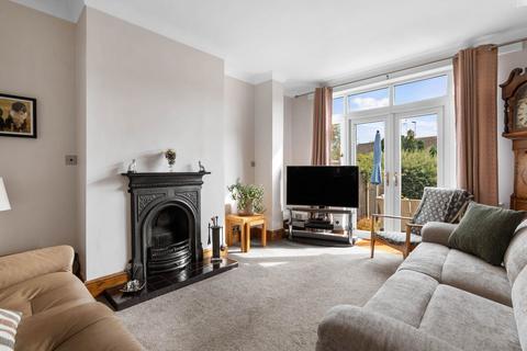 9 Meadow Road, Worcester, WR3 7PP